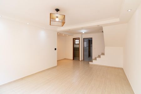 Casa de condomínio para alugar com 120m², 3 quartos e 2 vagas Casa de condomínio para alugar com 120m², 3 quartos e 2 vagasSala