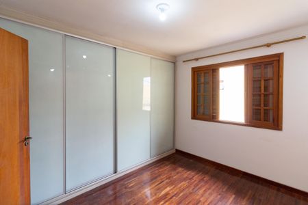 Casa de condomínio para alugar com 120m², 3 quartos e 2 vagas Casa de condomínio para alugar com 120m², 3 quartos e 2 vagasQuarto 1