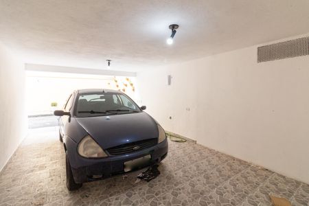 Casa de condomínio para alugar com 120m², 3 quartos e 2 vagas Casa de condomínio para alugar com 120m², 3 quartos e 2 vagasGaragem