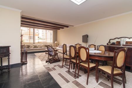 Sala de casa à venda com 3 quartos, 140m² em Vila Mariana, São Paulo