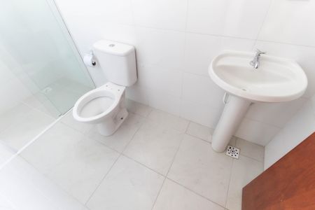 Apartamento para alugar com 43m², 2 quartos e sem vaga Apartamento para alugar com 43m², 2 quartos e sem vagaBanheiro
