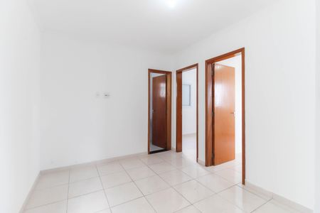 Apartamento para alugar com 43m², 2 quartos e sem vaga Apartamento para alugar com 43m², 2 quartos e sem vagaSala