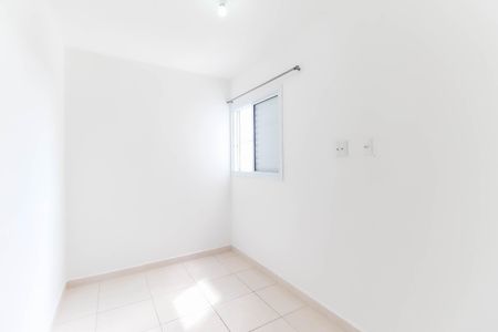 Quarto 2 de apartamento para alugar com 2 quartos, 43m² em Vila Verde, São Paulo