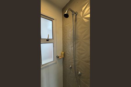 Apartamento à venda com 103m², 2 quartos e 1 vaga Apartamento à venda com 103m², 2 quartos e 1 vagaBanheiro