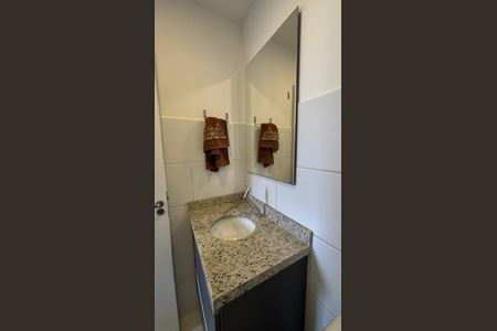Apartamento à venda com 103m², 2 quartos e 1 vaga Apartamento à venda com 103m², 2 quartos e 1 vagaBanheiro da Suíte