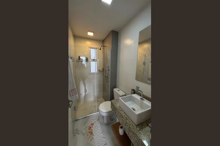 Apartamento à venda com 103m², 2 quartos e 1 vaga Apartamento à venda com 103m², 2 quartos e 1 vagaBanheiro