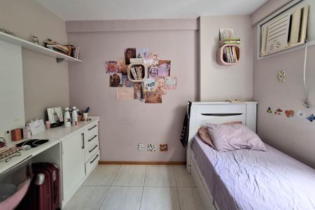 Apartamento à venda com 97m², 3 quartos e 1 vagaQuarto 2