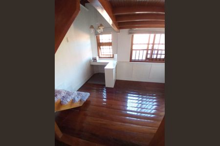 Casa para alugar com 272m², 4 quartos e 2 vagasQuarto