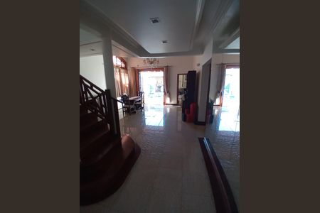 Sala de casa para alugar com 5 quartos, 272m² em Cristo Rei, São Leopoldo