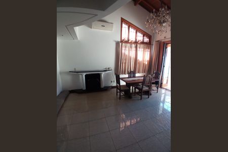 Sala de casa para alugar com 5 quartos, 272m² em Cristo Rei, São Leopoldo