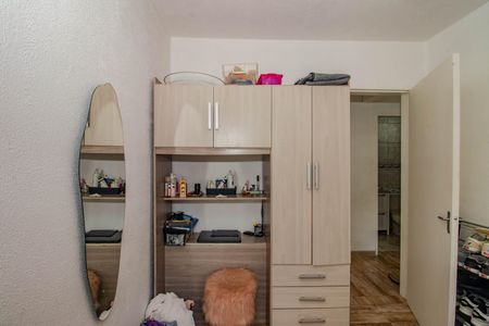 Quarto 1 de apartamento à venda com 3 quartos, 70m² em Jardim Sabará, Porto Alegre