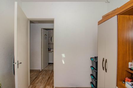 Quarto 2 de apartamento à venda com 3 quartos, 70m² em Jardim Sabará, Porto Alegre