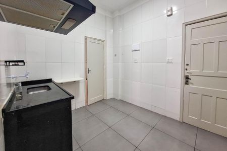 Apartamento para alugar com 92m², 3 quartos e sem vagaCozinha