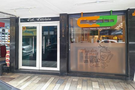 Apartamento para alugar com 92m², 3 quartos e sem vagaFachada