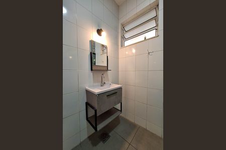 Apartamento para alugar com 92m², 3 quartos e sem vagaBanheiro