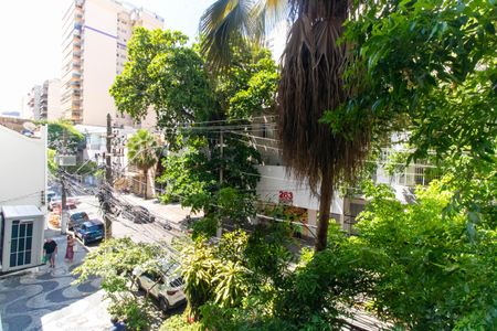 Vista da Sala de apartamento para alugar com 2 quartos, 70m² em Icaraí, Niterói