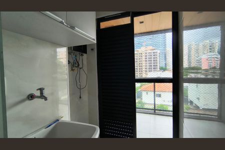 Apartamento à venda com 75m², 2 quartos e 1 vagaCozinha e Área de Serviço 