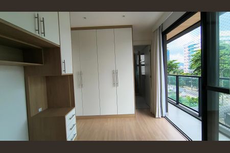 Apartamento à venda com 75m², 2 quartos e 1 vagaSuíte 