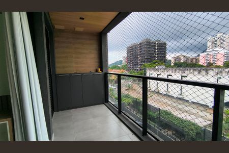 Apartamento à venda com 75m², 2 quartos e 1 vagaVaranda 