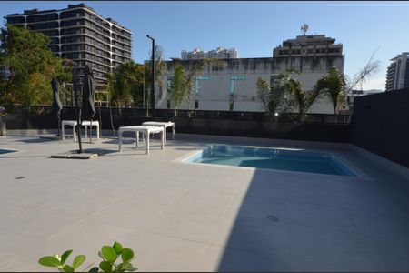 Apartamento à venda com 75m², 2 quartos e 1 vagaÁrea Comum