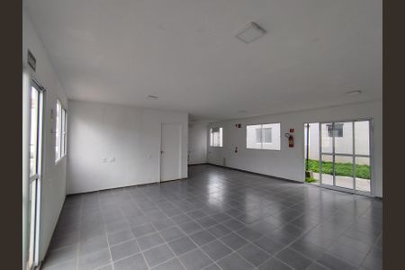 Apartamento à venda com 40m², 2 quartos e sem vagaÁrea comum