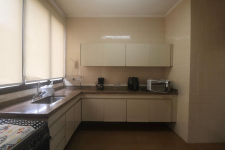 Apartamento para alugar com 100m², 3 quartos e 1 vaga Apartamento para alugar com 100m², 3 quartos e 1 vagaCozinha