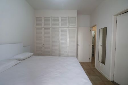 Apartamento para alugar com 100m², 3 quartos e 1 vaga Apartamento para alugar com 100m², 3 quartos e 1 vagaSuíte