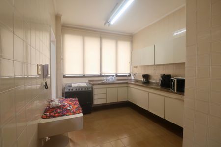 Apartamento para alugar com 100m², 3 quartos e 1 vaga Apartamento para alugar com 100m², 3 quartos e 1 vagaCozinha