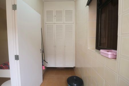 Apartamento para alugar com 100m², 3 quartos e 1 vaga Apartamento para alugar com 100m², 3 quartos e 1 vagaÁrea de Serviço