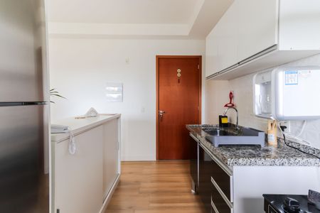Apartamento para alugar com 44m², 2 quartos e 1 vaga Apartamento para alugar com 44m², 2 quartos e 1 vagaCozinha e Área de Serviço