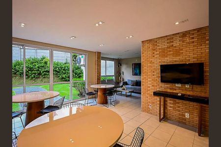 Apartamento para alugar com 44m², 2 quartos e 1 vaga Apartamento para alugar com 44m², 2 quartos e 1 vagaÁrea comum - Salão de festas