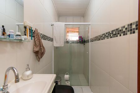 Casa à venda com 80m², 3 quartos e 2 vagas Casa à venda com 80m², 3 quartos e 2 vagasBanheiro