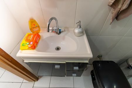 Casa à venda com 80m², 3 quartos e 2 vagas Casa à venda com 80m², 3 quartos e 2 vagasBanheiro