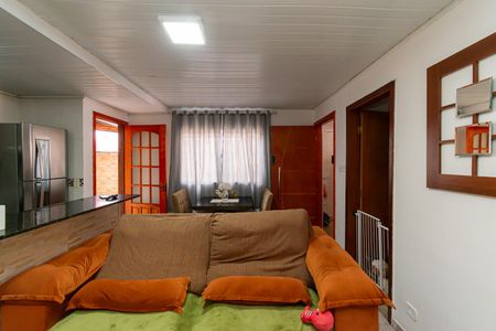 Casa à venda com 80m², 3 quartos e 2 vagas Casa à venda com 80m², 3 quartos e 2 vagasSala