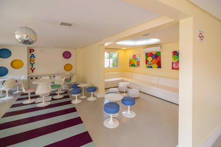 Apartamento para alugar com 60m², 2 quartos e 1 vagaÁrea comum - Salão de festas