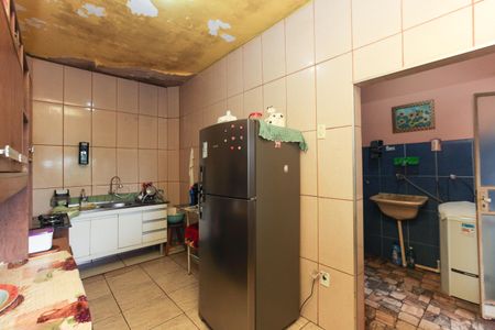 Casa à venda com 377m², 2 quartos e 2 vagas