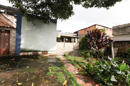 Casa à venda com 377m², 2 quartos e 2 vagas