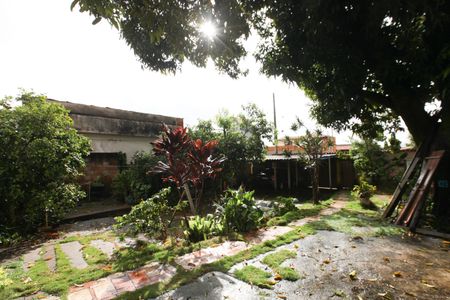 Casa à venda com 377m², 2 quartos e 2 vagas