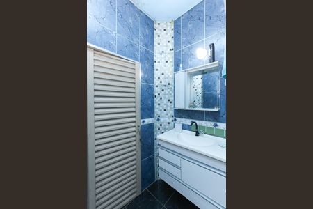 Casa à venda com 377m², 2 quartos e 2 vagas