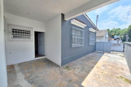 Casa para alugar com 70m², 2 quartos e 1 vagaQuintal