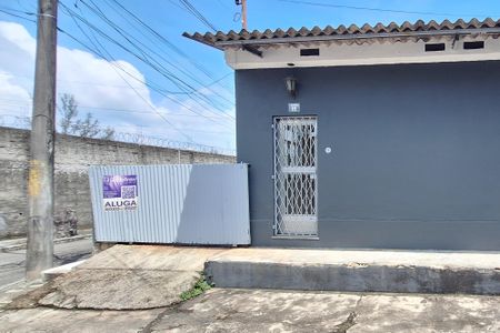 Casa para alugar com 70m², 2 quartos e 1 vagaFachada/ Plaquinha instalada