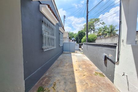 Casa para alugar com 70m², 2 quartos e 1 vagaQuintal