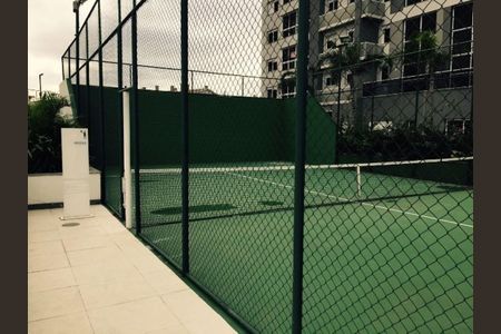 Apartamento à venda com 1 quarto, 64m² em Jardim do Salso, Porto Alegre