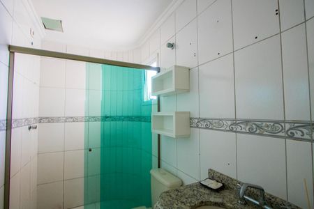Apartamento à venda com 140m², 2 quartos e 2 vagasBanheiro do quarto 1