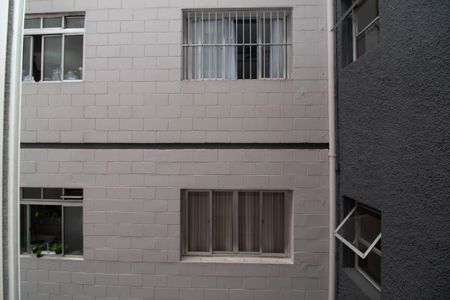 Vista - Sala de apartamento à venda com 2 quartos, 59m² em Jardim Santa Mena, Guarulhos