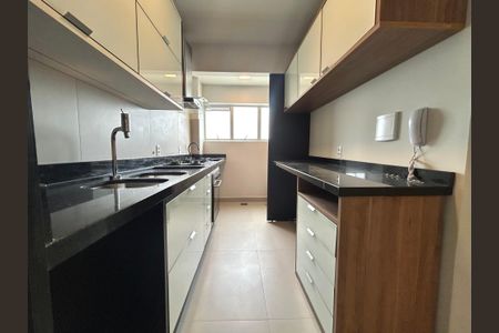Apartamento para alugar com 89m², 3 quartos e 1 vagaCozinha 