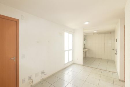 Sala de apartamento para alugar com 2 quartos, 42m² em Paciência, Rio de Janeiro