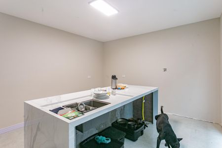 Casa à venda com 135m², 2 quartos e 2 vagas Casa à venda com 135m², 2 quartos e 2 vagasCozinha