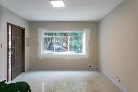 Sala de casa à venda com 2 quartos, 135m² em Jardim Climax, São Paulo