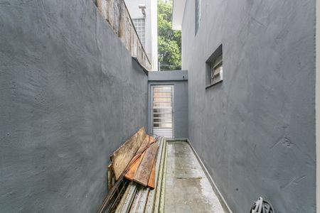 Casa à venda com 135m², 2 quartos e 2 vagas Casa à venda com 135m², 2 quartos e 2 vagasQuintal